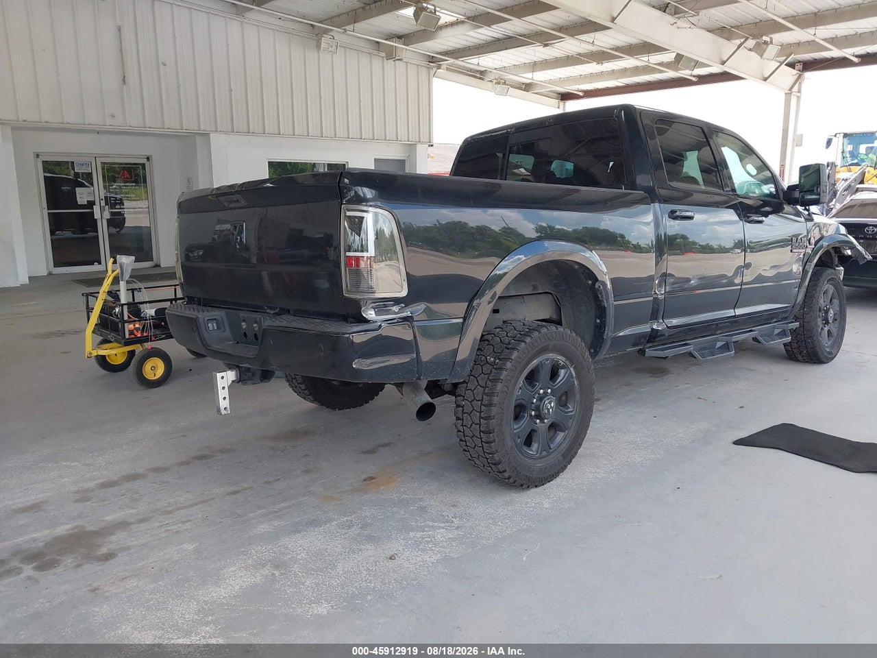 2016 RAM 2500 LARAMIE · 4/11