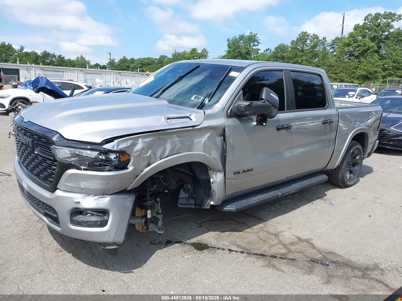 2025 RAM 1500 BIG HORN  4X4 5'7 BOX · 2/11