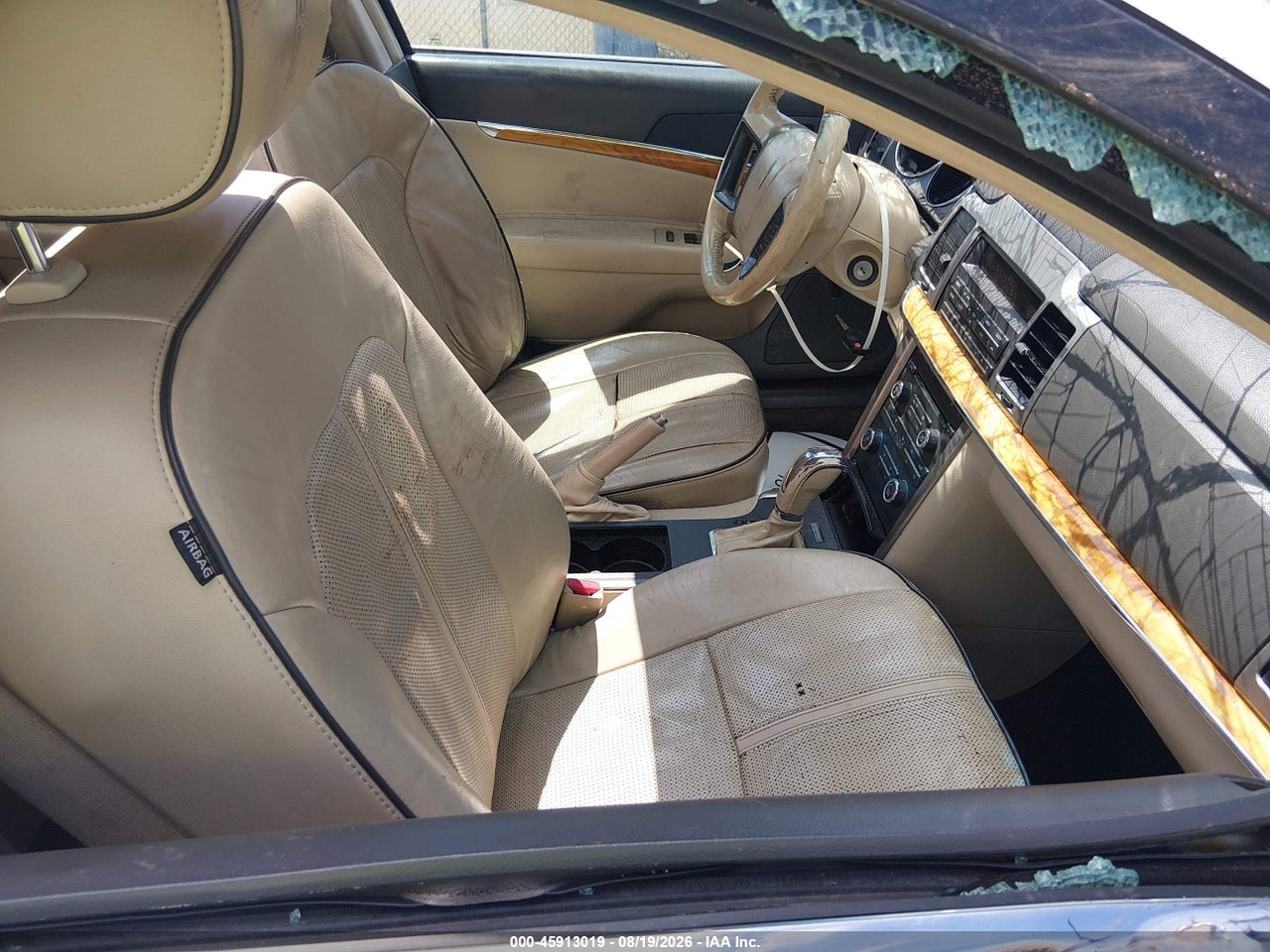 2011 LINCOLN MKZ · 5/11