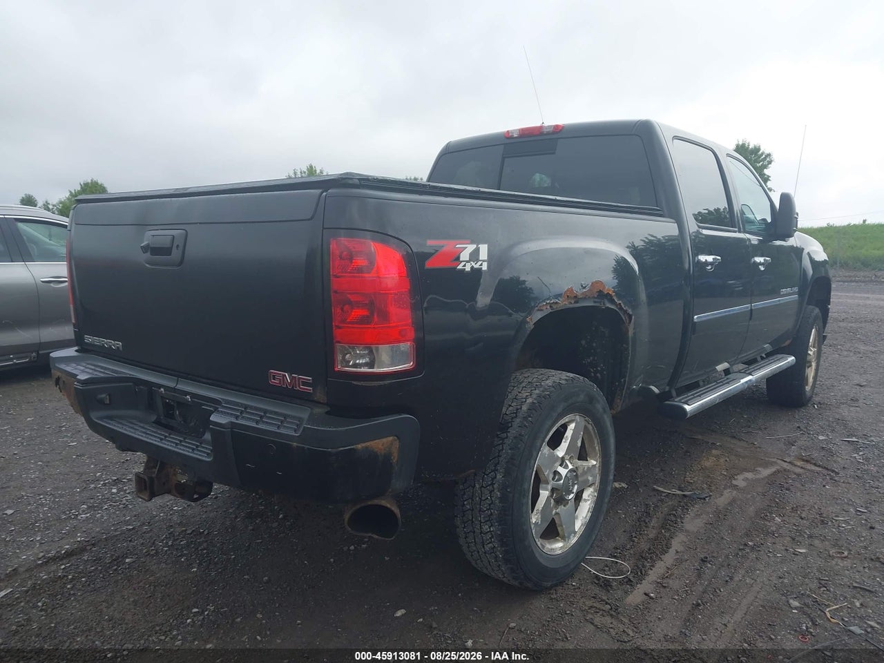 2014 GMC SIERRA 2500HD DENALI · 4/11