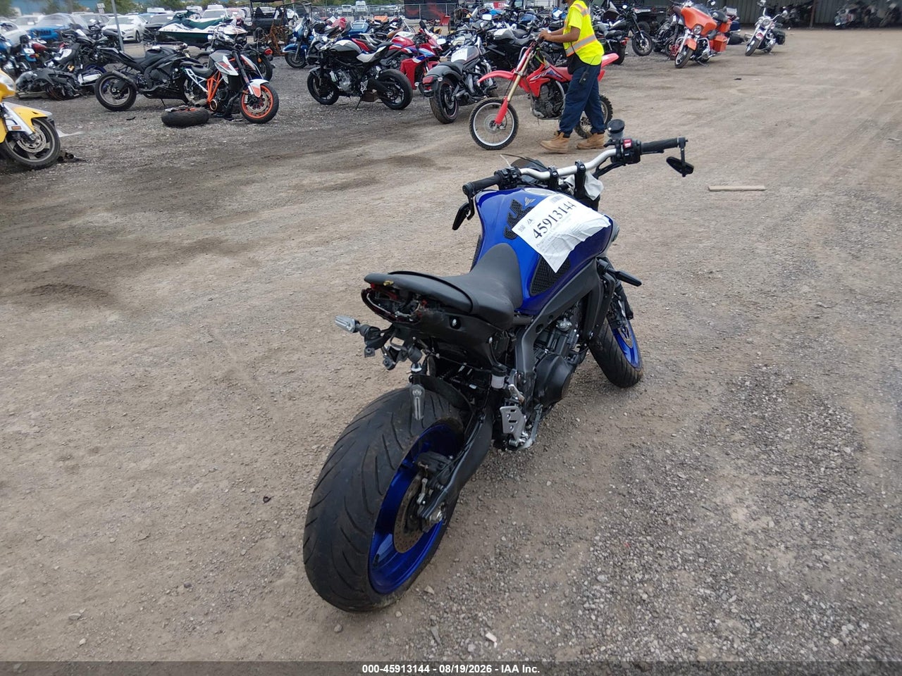 2021 YAMAHA MT09 · 4/11