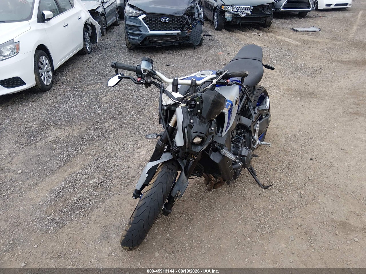 2021 YAMAHA MT09 · 2/11