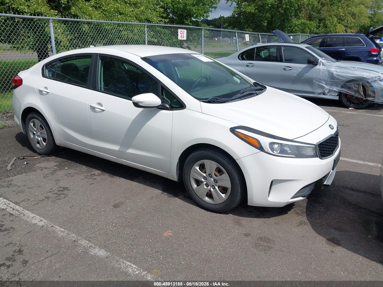 3KPFK4A75HE****** · 2017 KIA FORTE LX