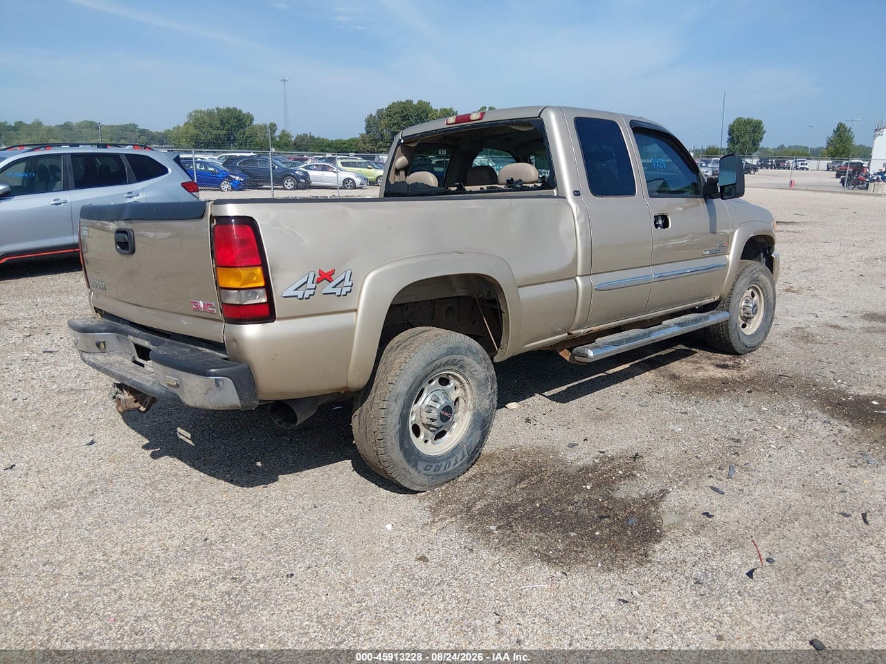 2004 GMC SIERRA 2500HD SLT · 4/11