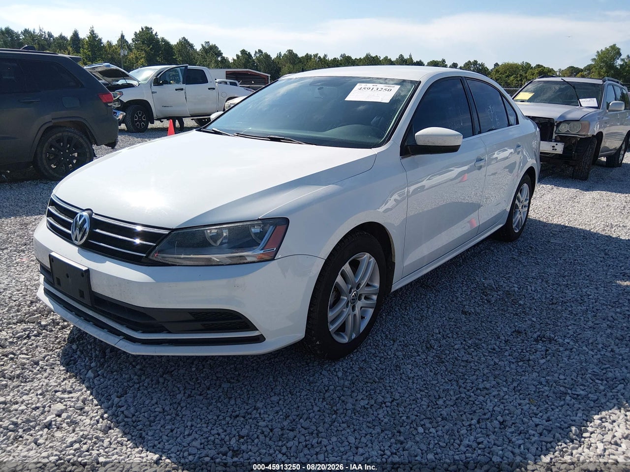 2017 VOLKSWAGEN JETTA 1.4T S · 2/11