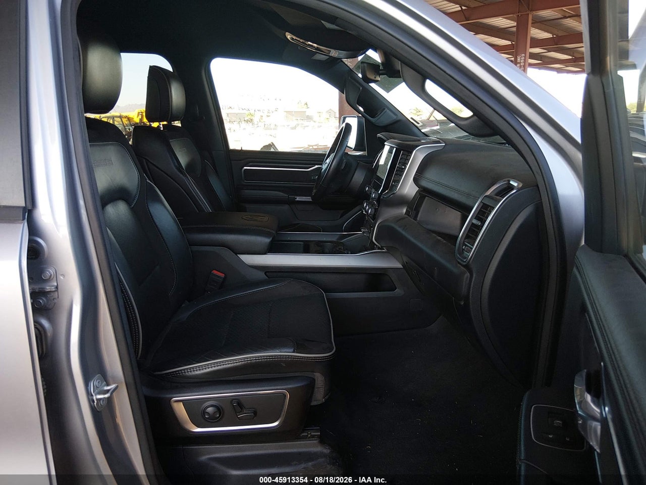 2024 RAM 1500 LARAMIE  4X2 5'7 BOX · 5/10