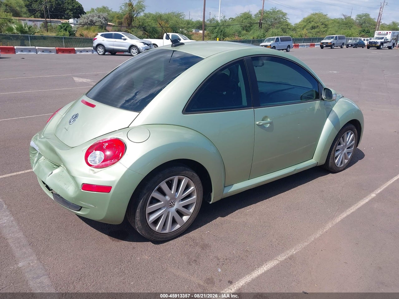 2008 VOLKSWAGEN NEW BEETLE SE · 4/11