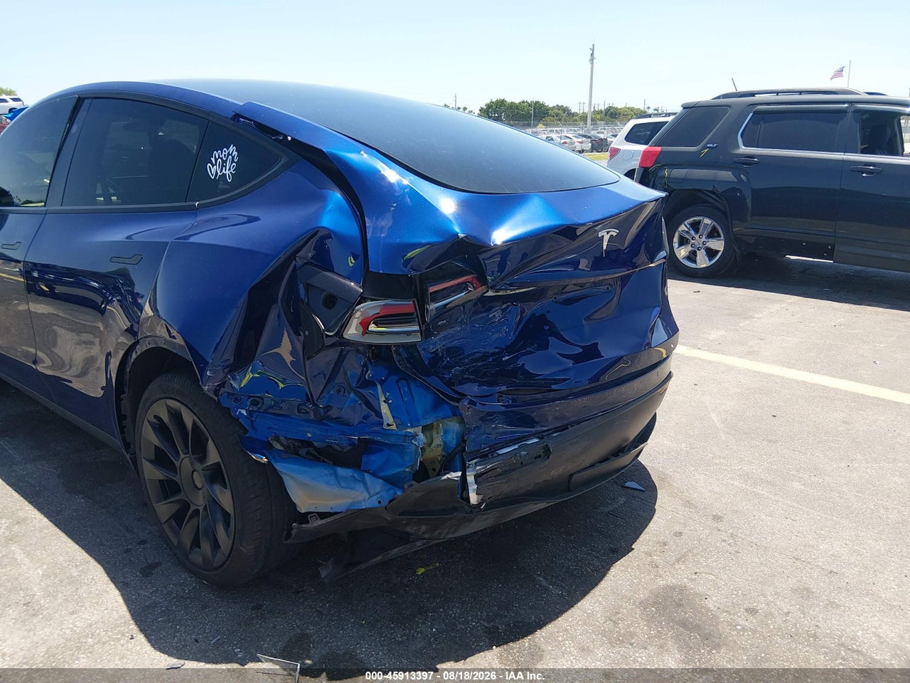 2025 TESLA MODEL Y LONG RANGE DUAL MOTOR REAR-WHEEL DRIVE · 6/9