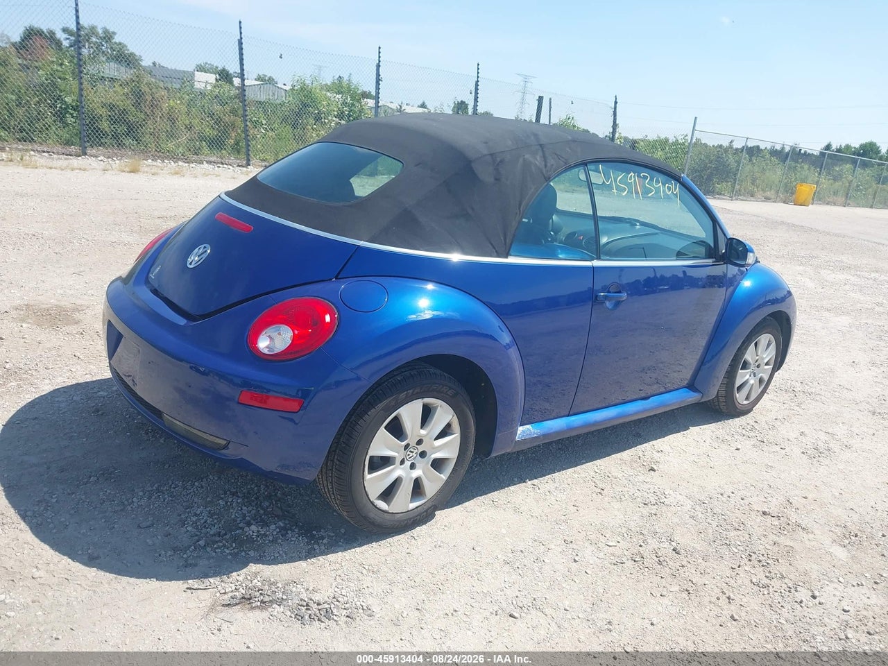 2008 VOLKSWAGEN NEW BEETLE S · 4/11