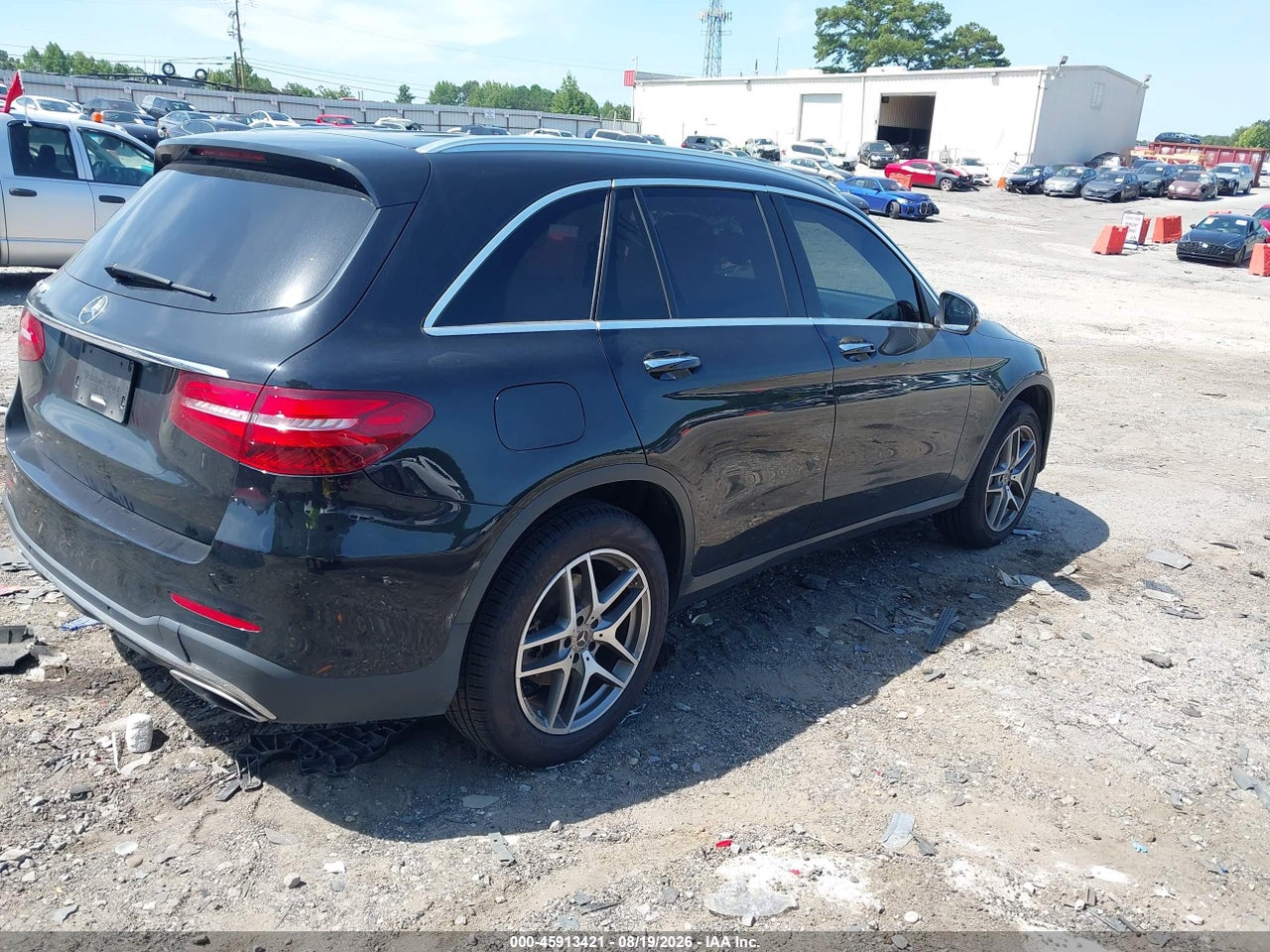 2019 MERCEDES-BENZ GLC 300 · 4/10
