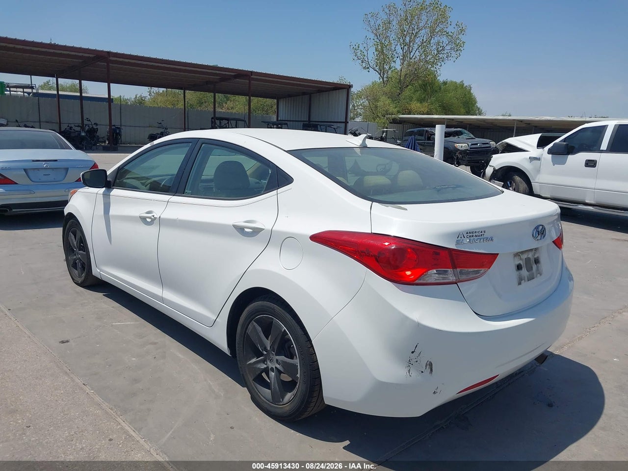 2013 HYUNDAI ELANTRA GLS · 3/11