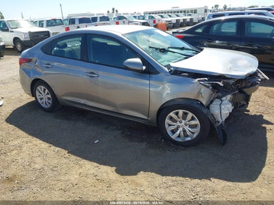 3KPC24A64ME****** · 2021 HYUNDAI ACCENT SE