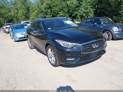 SJKCH5CP4JA****** · 2018 INFINITI QX30 PREMIUM