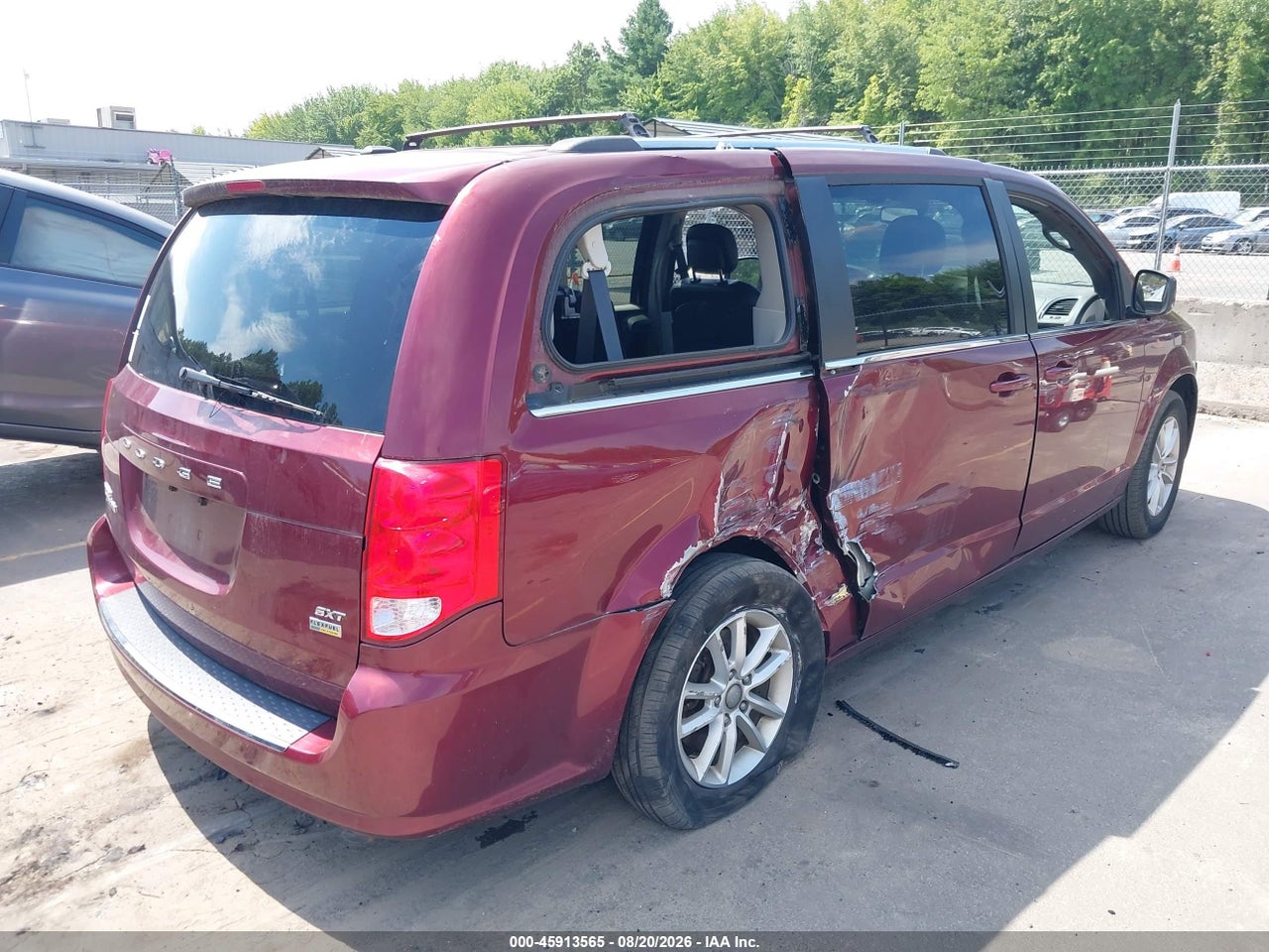 2019 DODGE GRAND CARAVAN SXT · 4/11