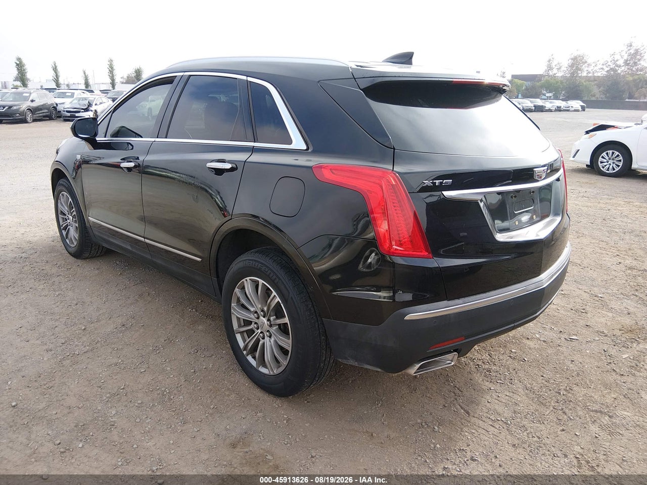2017 CADILLAC XT5 LUXURY · 3/11
