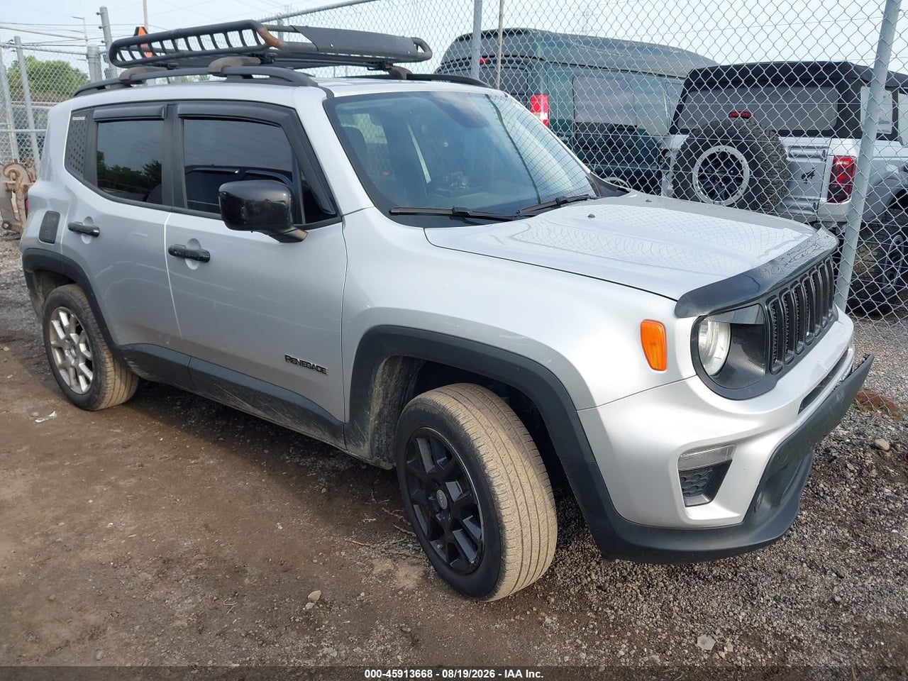 ZACNJBBB1KP****** · 2019 JEEP RENEGADE LATITUDE 4X4