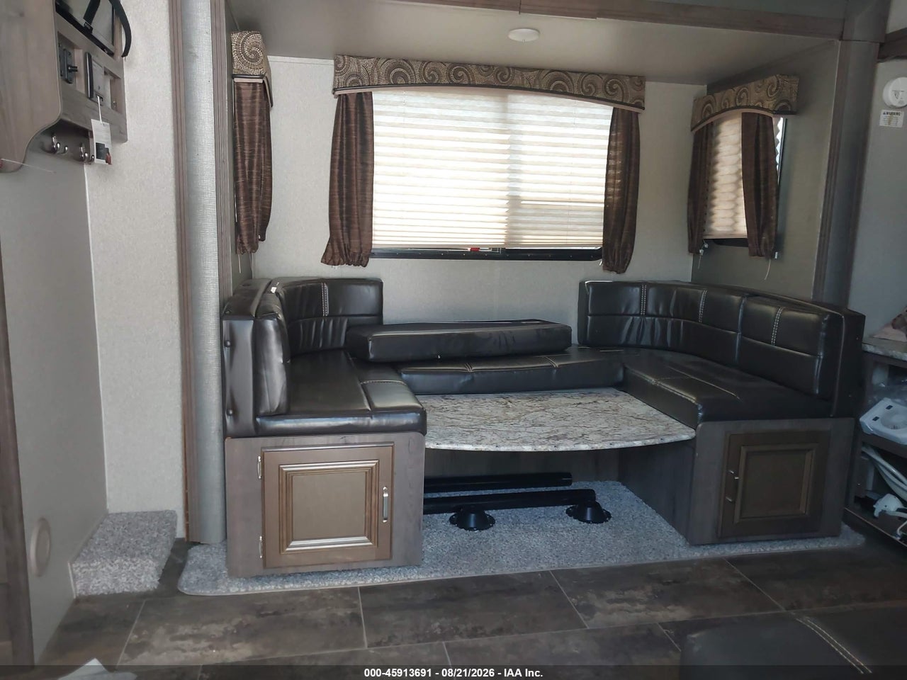 4YDT21729JK****** · 2018 KEYSTONE PASSPORT 217EXP · 5/11