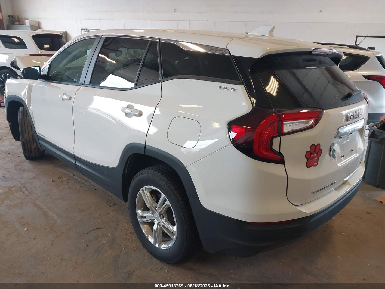 2023 GMC TERRAIN AWD SLE · 3/11