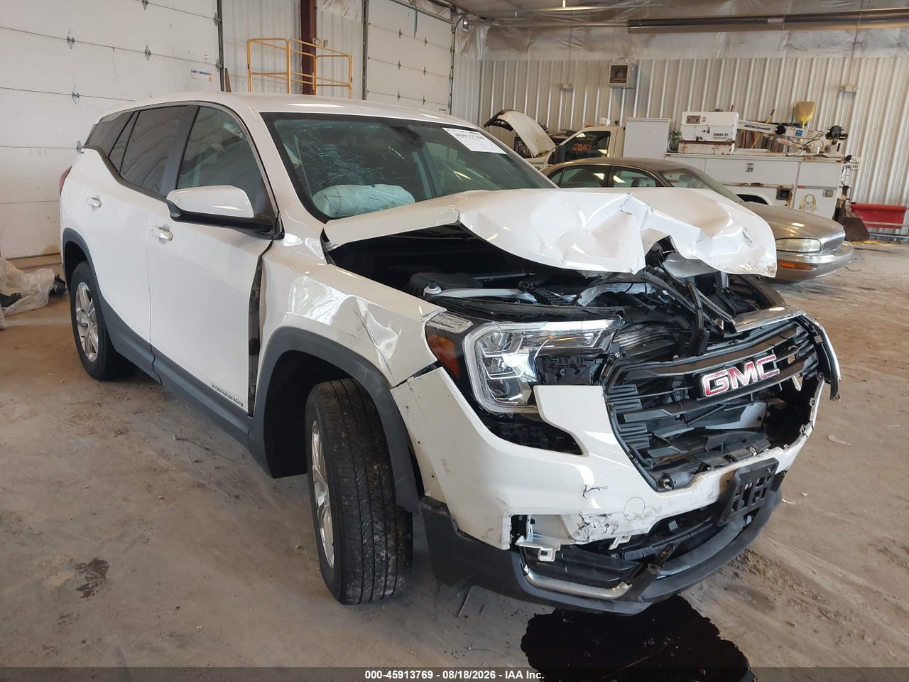 2023 GMC TERRAIN AWD SLE · 6/11
