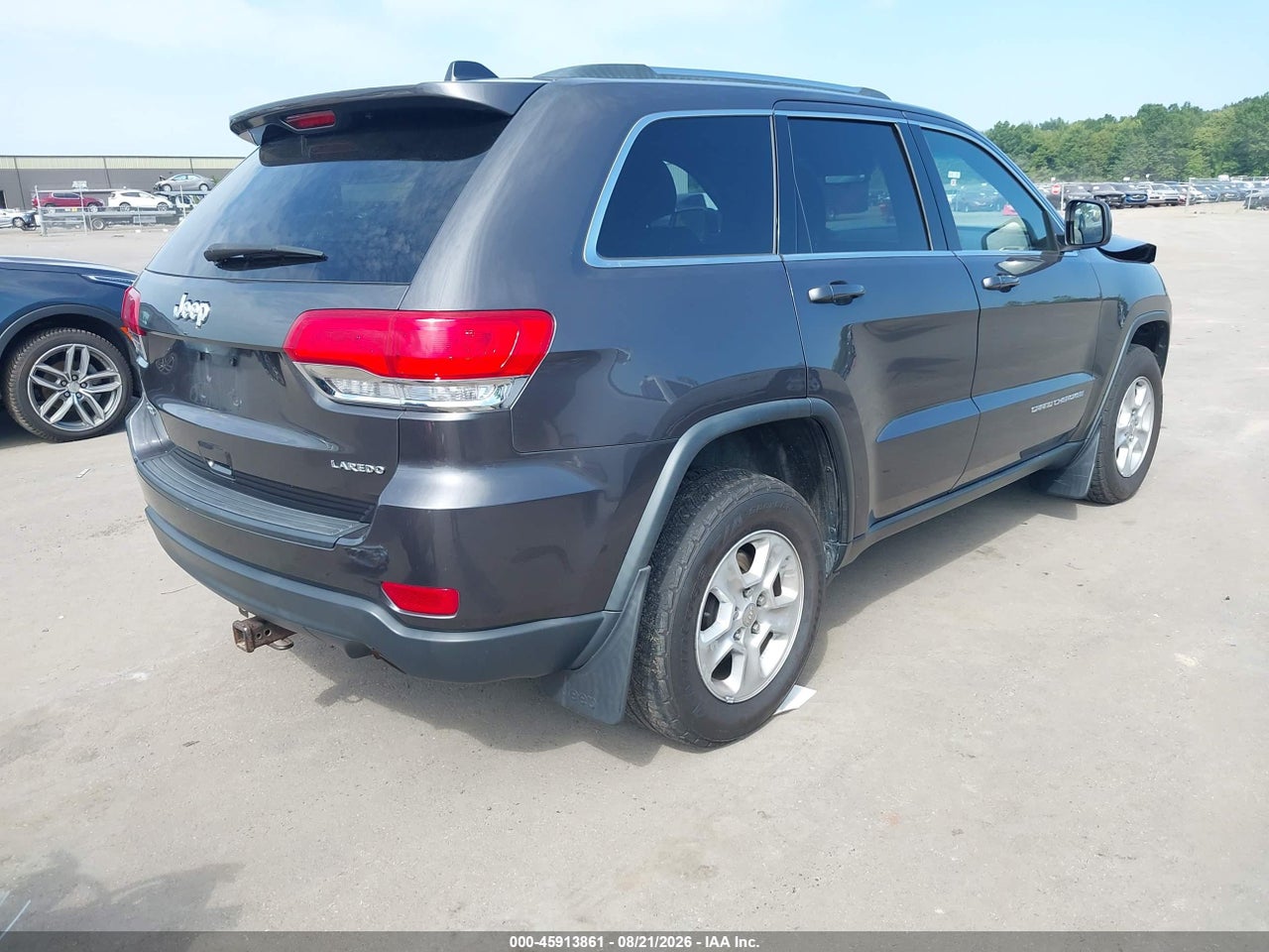 2015 JEEP GRAND CHEROKEE LAREDO · 4/11