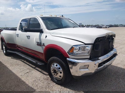 3C63RRJL4HG****** · 2017 RAM 3500 LARAMIE  4X4 8' BOX