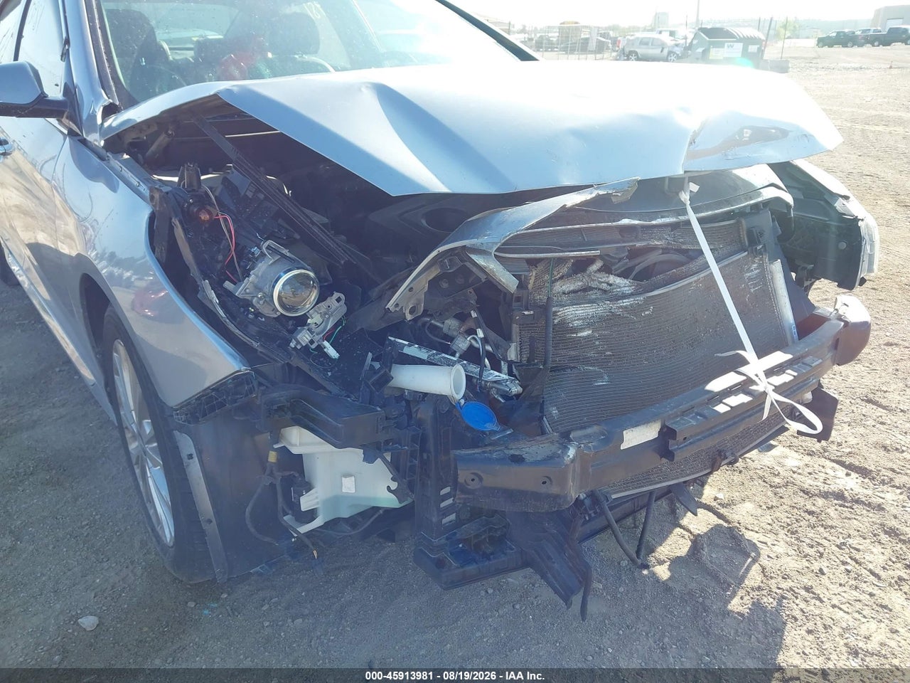 2015 HYUNDAI SONATA LIMITED · 6/10