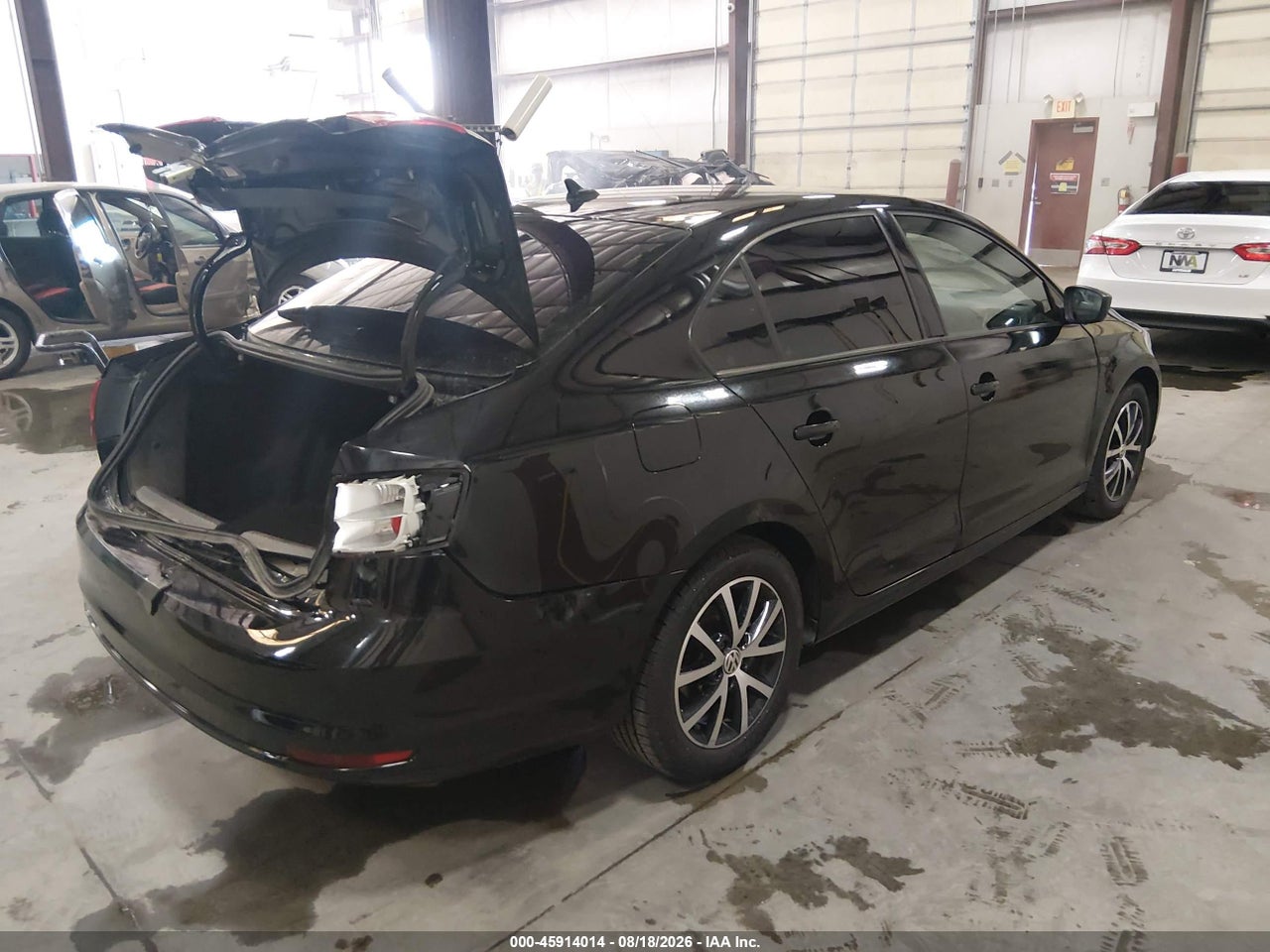 2016 VOLKSWAGEN JETTA 1.4T SE · 4/11