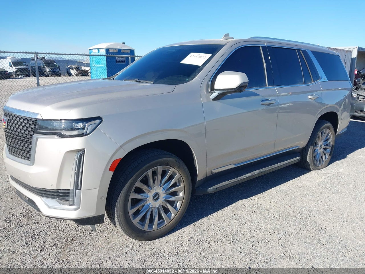 2023 CADILLAC ESCALADE 4WD PREMIUM LUXURY · 2/11