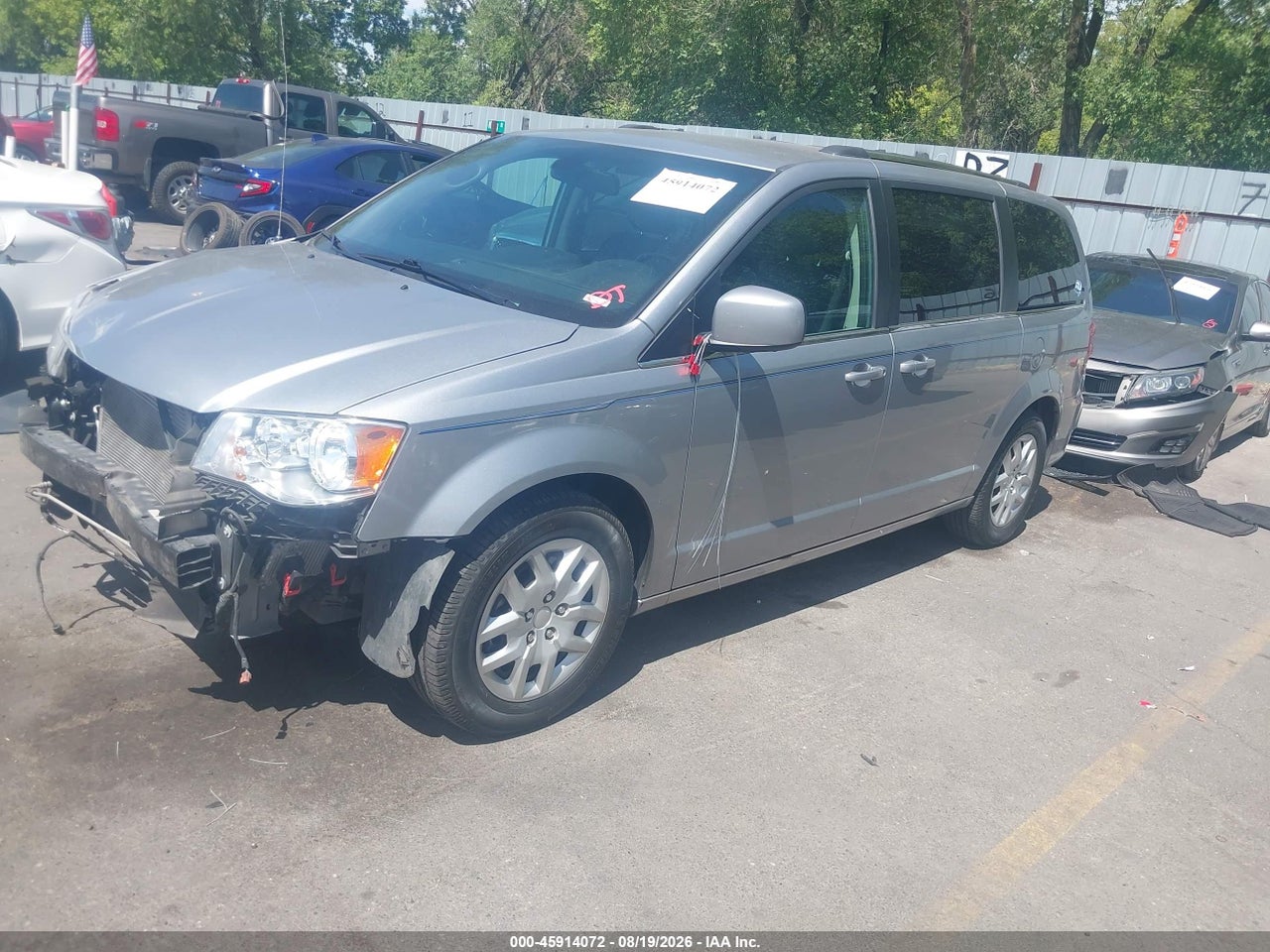 2019 DODGE GRAND CARAVAN SXT · 2/11