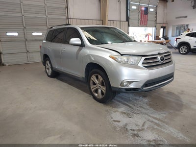 5TDZK3EH6DS****** · 2013 TOYOTA HIGHLANDER SE V6