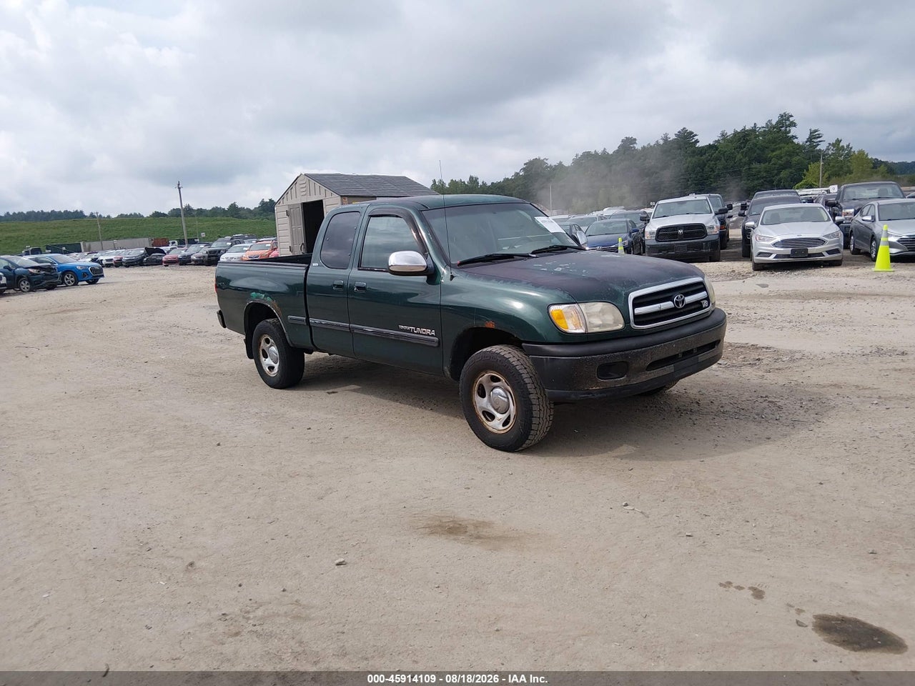 5TBRT34101S****** · 2001 TOYOTA TUNDRA SR5 V8