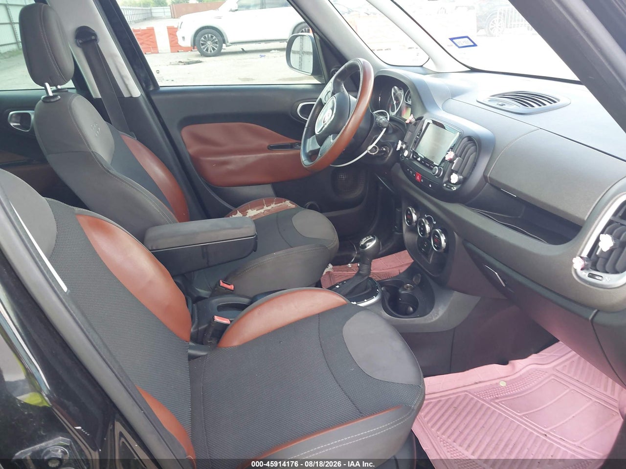 2015 FIAT 500L TREKKING · 5/11