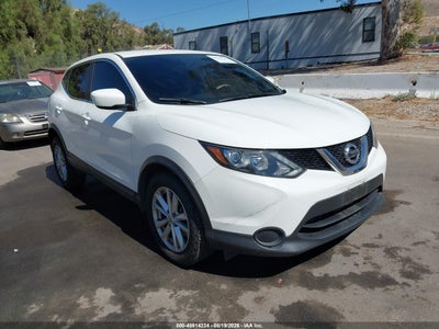 2017 NISSAN ROGUE SPORT S