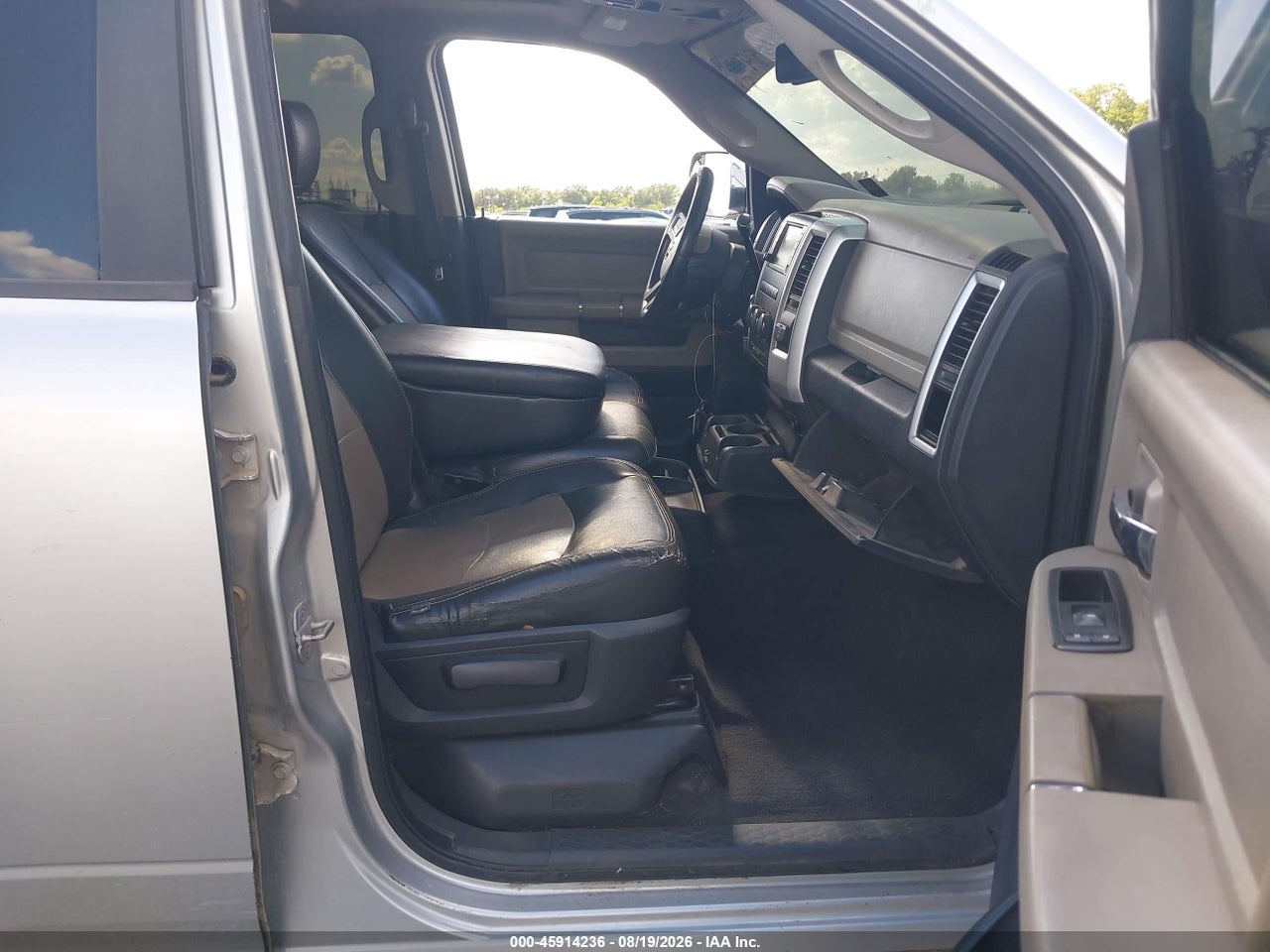 2010 DODGE RAM 3500 SLT · 5/11