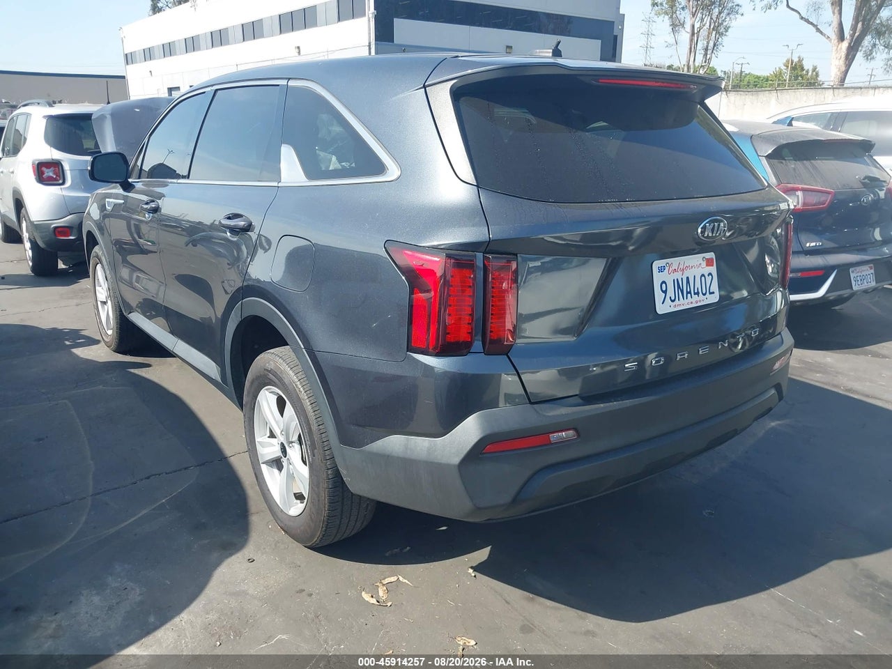 2021 KIA SORENTO LX · 3/11