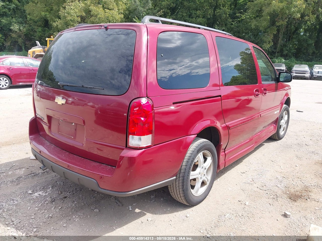 2005 CHEVROLET UPLANDER LS · 4/11