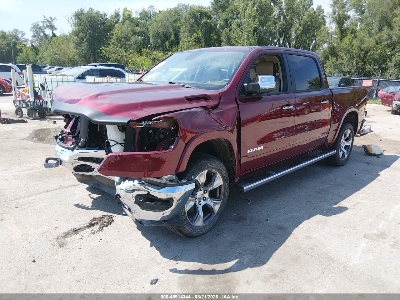 2019 RAM 1500 LARAMIE  4X4 5'7 BOX · 2/11