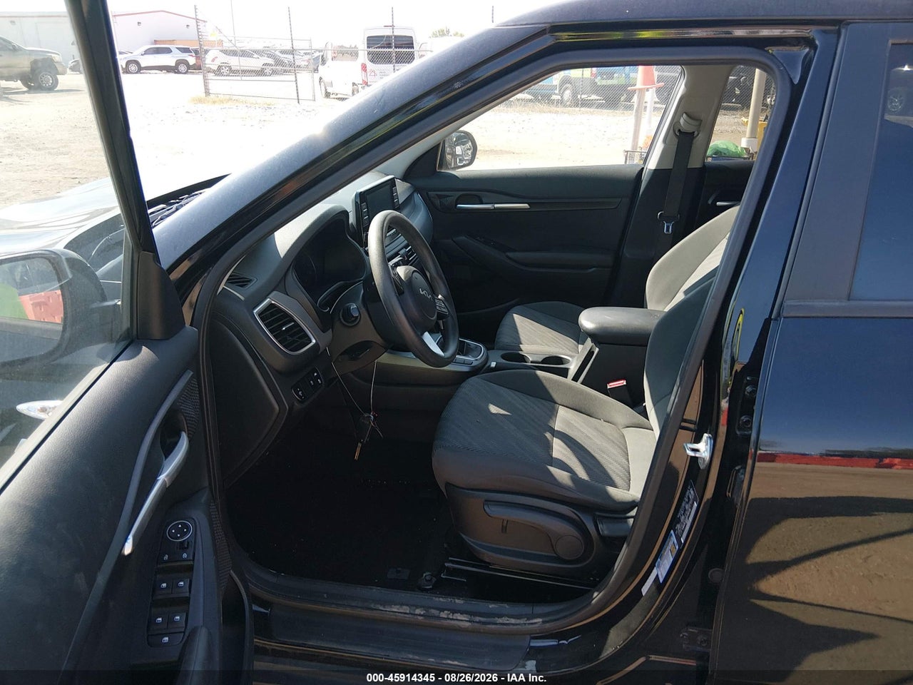 2023 KIA SELTOS LX · 5/11