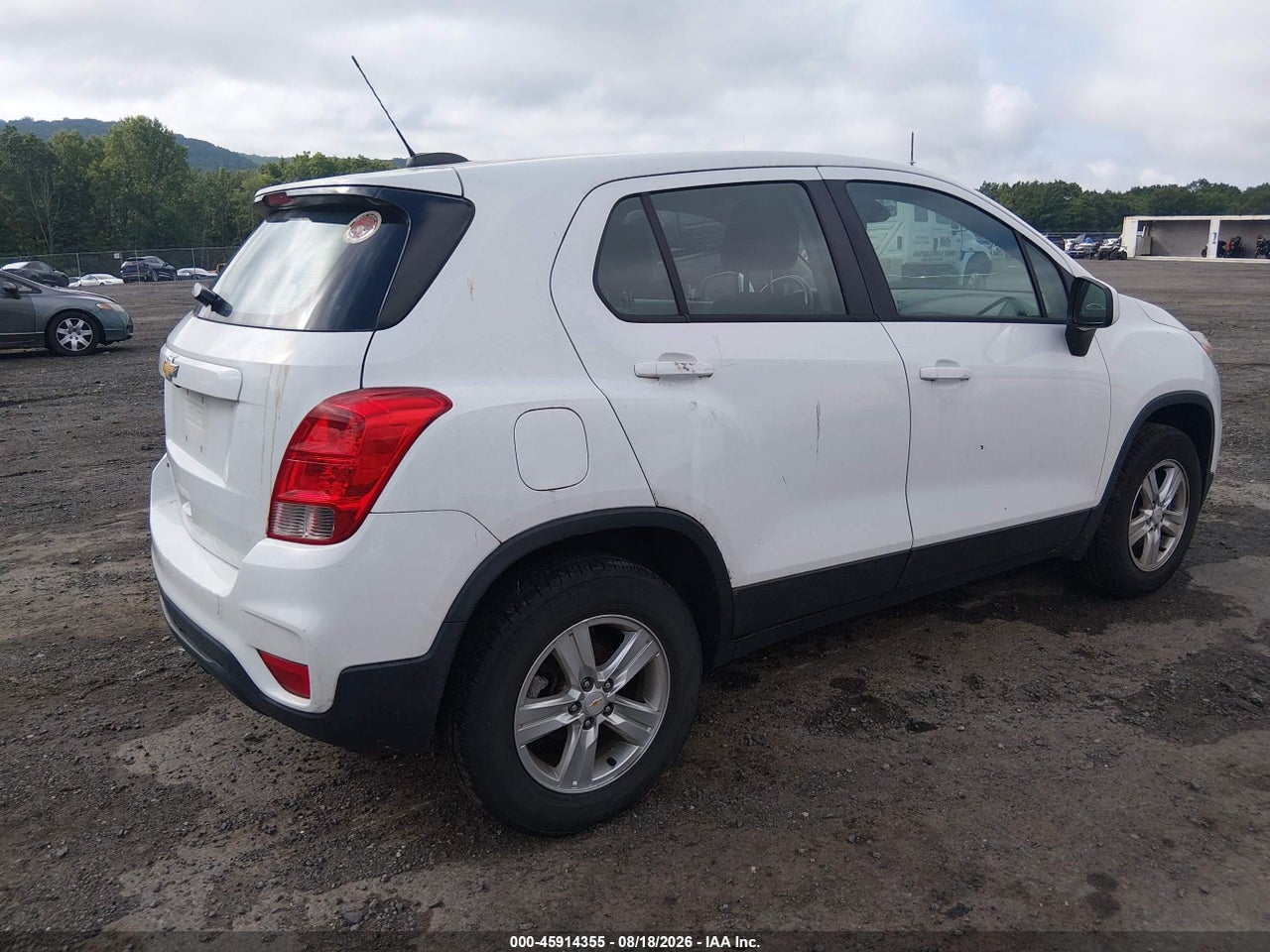 2018 CHEVROLET TRAX LS · 4/11