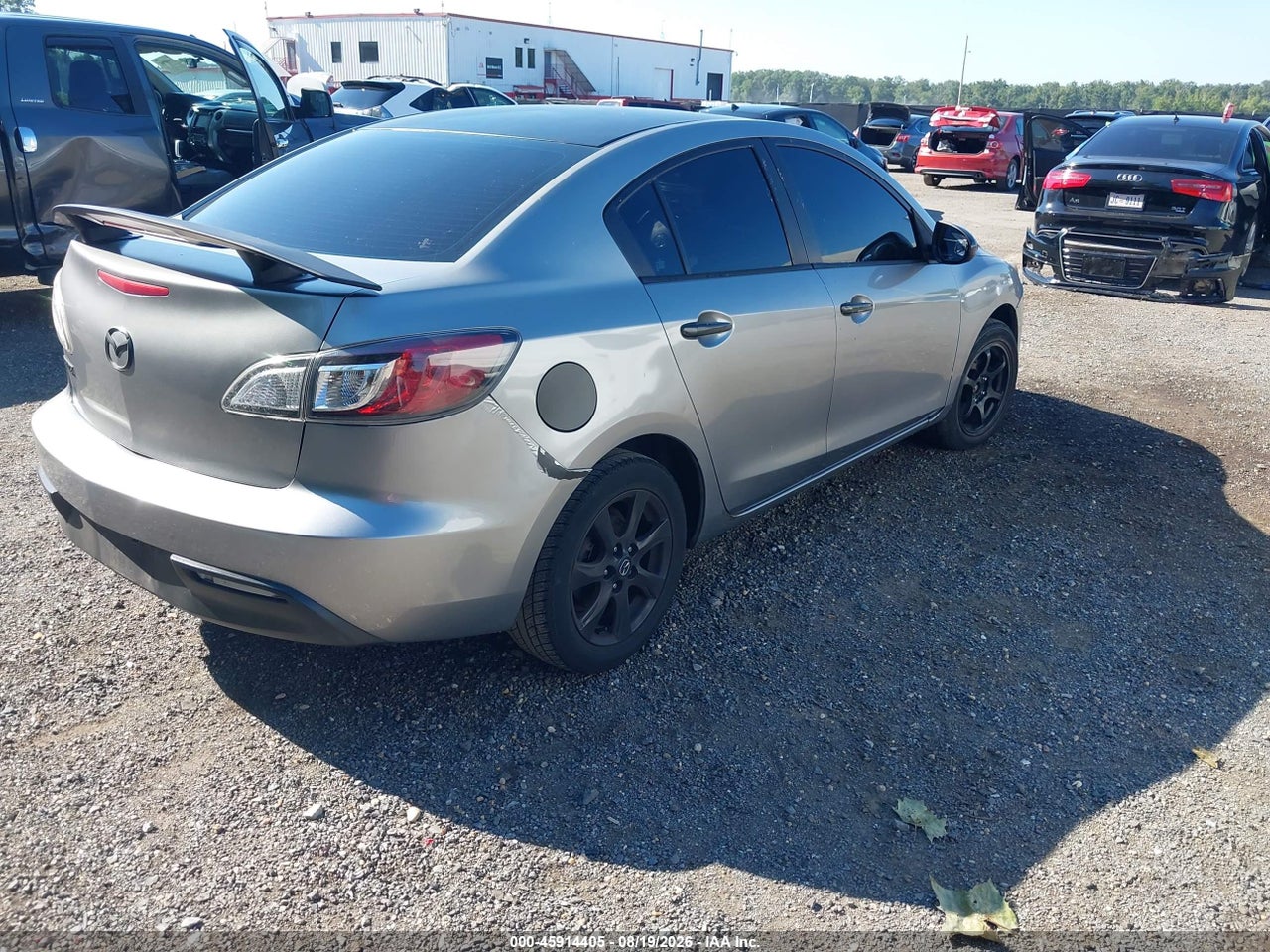 2010 MAZDA MAZDA3   · 4/11