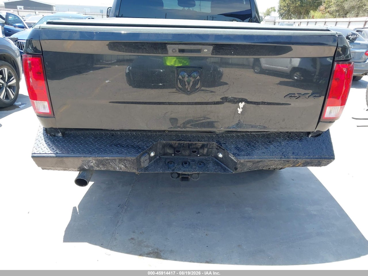 2017 RAM 1500 EXPRESS  4X4 6'4 BOX · 6/11