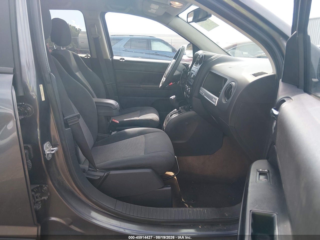 2016 JEEP COMPASS SPORT · 5/11