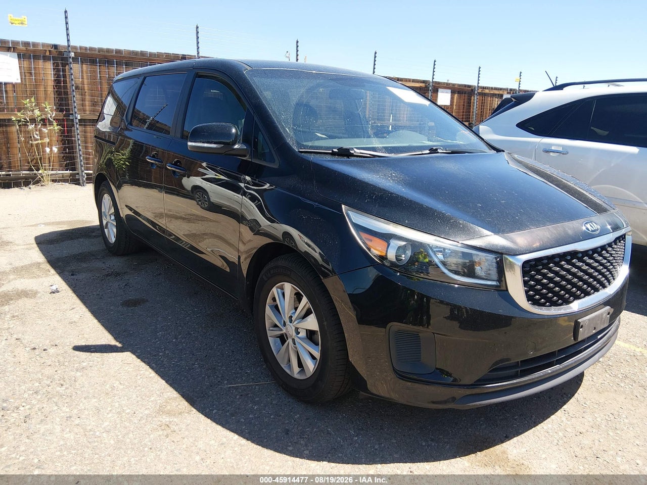 KNDMA5C10H6****** · 2017 KIA SEDONA L