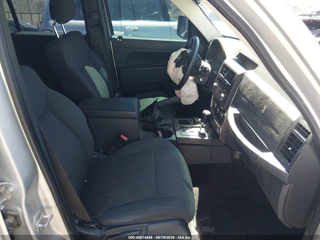2011 JEEP LIBERTY SPORT · 5/11