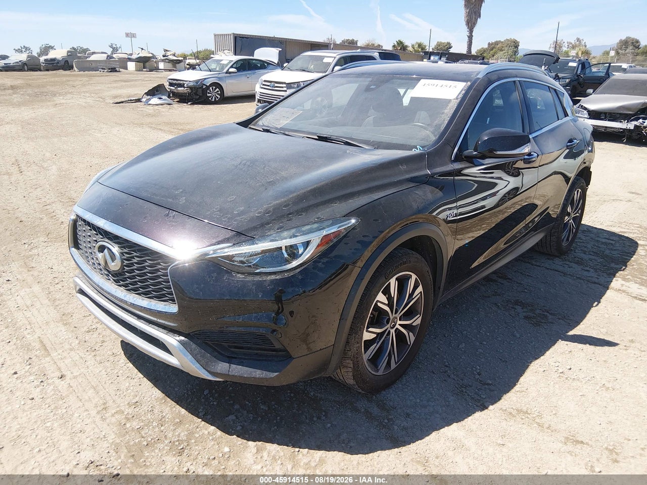 2017 INFINITI QX30 LUXURY · 2/11