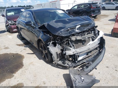 W1K3G4EB9LJ****** · 2020 MERCEDES-BENZ A 220