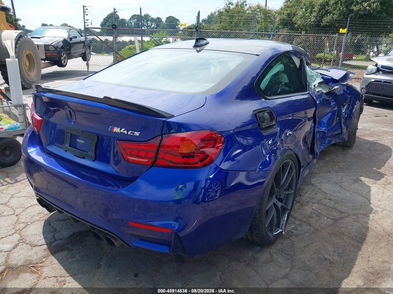 2020 BMW M4 CS · 4/10