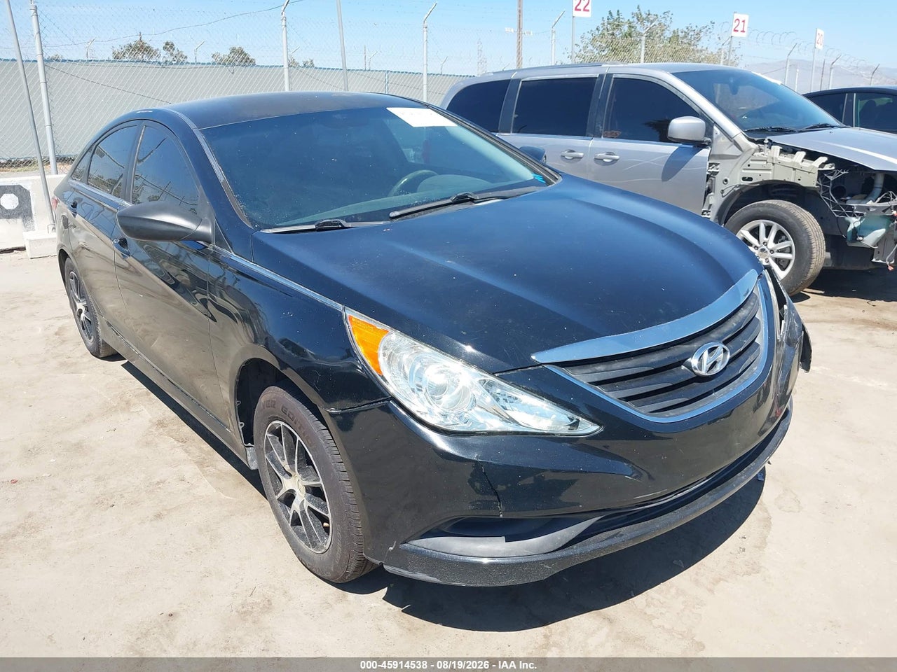 5NPEB4AC7EH****** · 2014 HYUNDAI SONATA GLS