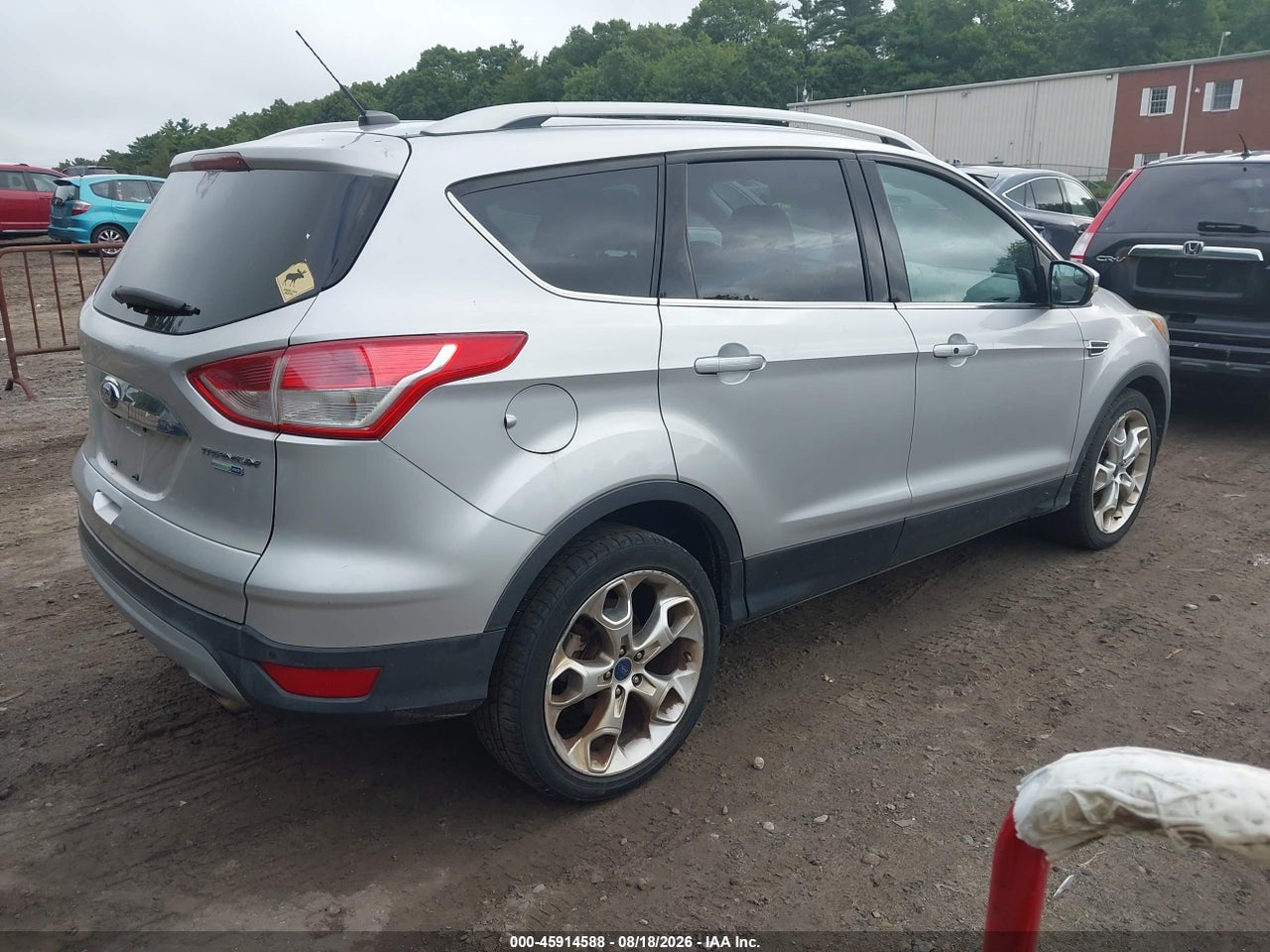 2015 FORD ESCAPE TITANIUM · 4/11