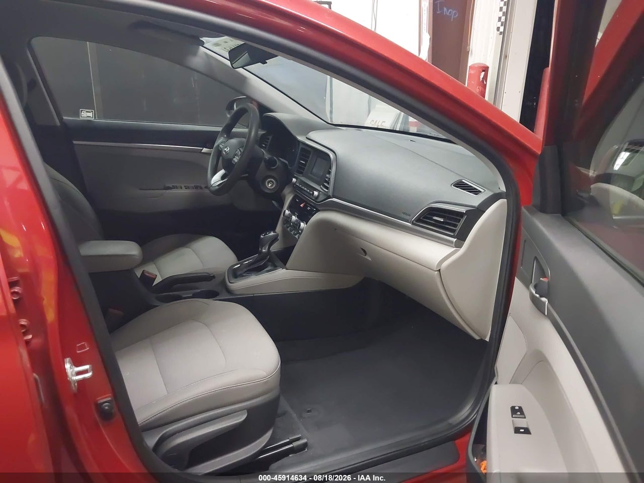 2020 HYUNDAI ELANTRA SE · 5/10